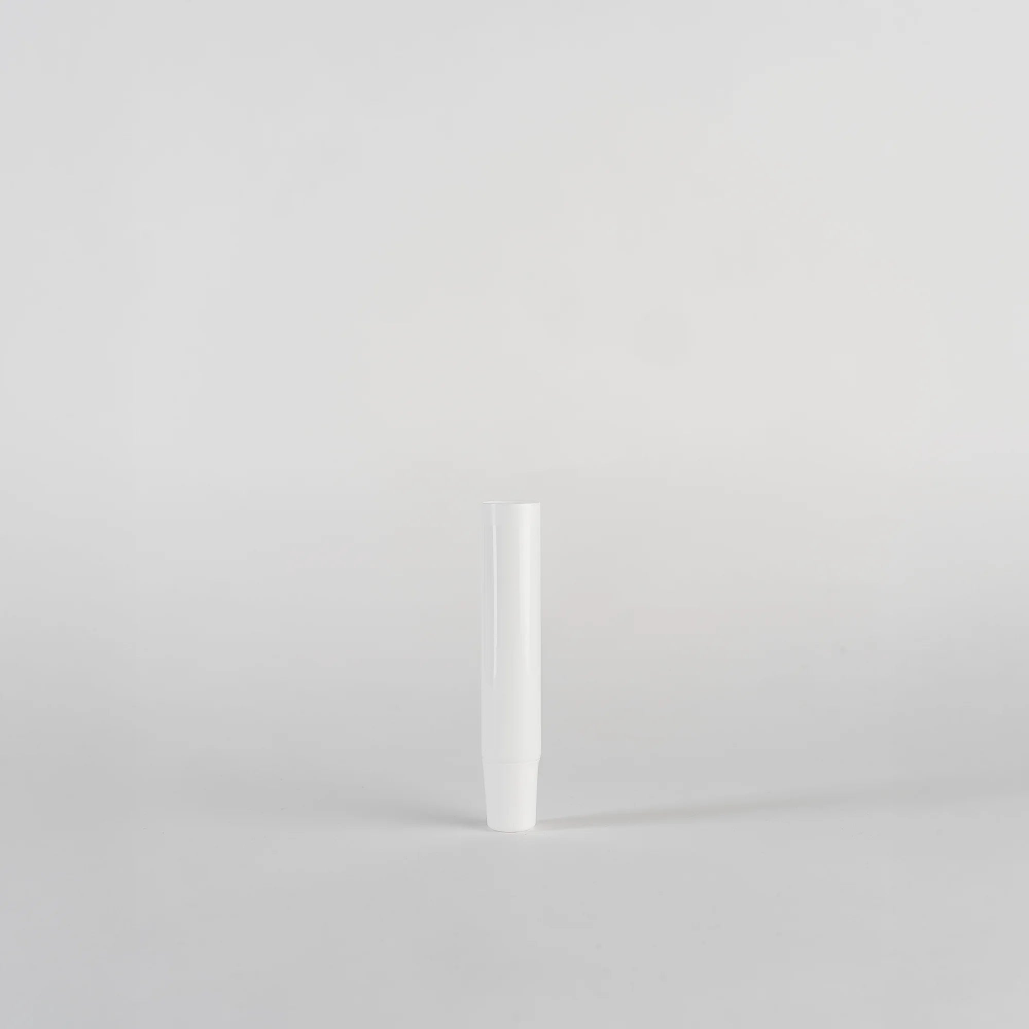 Tubo labiale bianco 15 ml