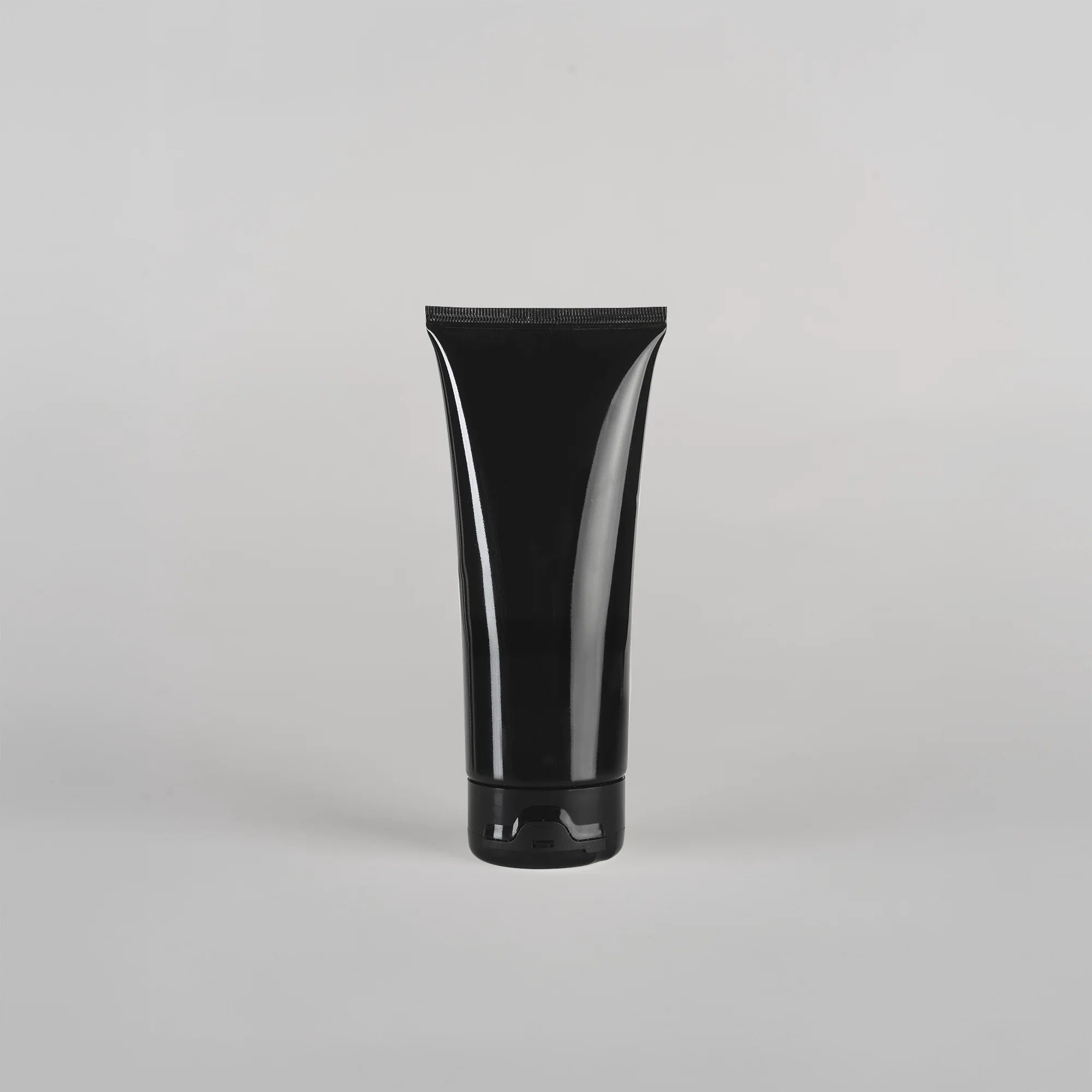 Tubo nero 100 ml Ø 40 mm